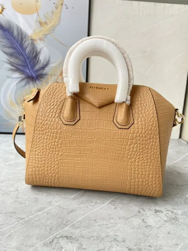 givenchy aaa qualite sac a main  pour femme s_11b5535